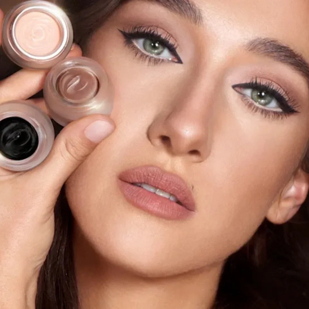 Charlotte Tilbury MATTE EYES TO MESMERIZE in DIFFUSED BLACK easy sexy smoky eyes
